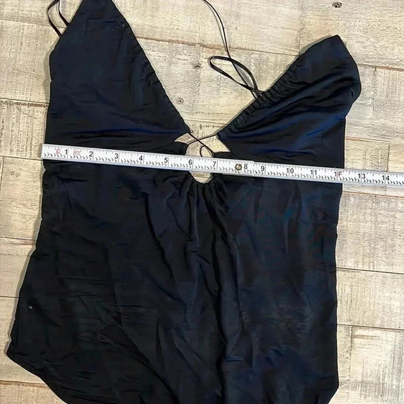 Intimately Free People Womens  Body Suit Large Thong Black Sleeveless tie back‎ - Picture 4 of 9